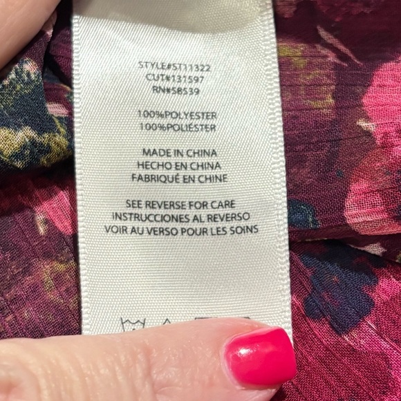 Kut From the Kloth Floral Top Size Medium - Picture 4 of 4